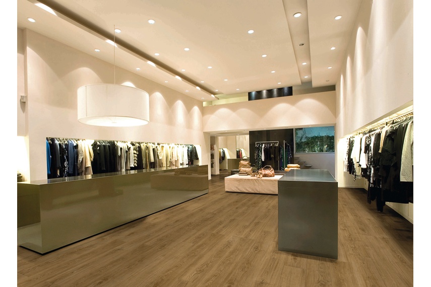 Expona SimpLay is a ready to lay product designed to reduce installation time.