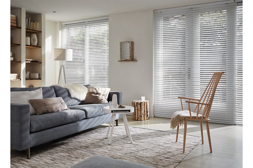 They are lightweight, resilient and less expensive than wooden venetians.