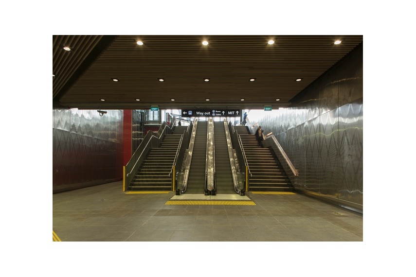 The Link elevator inside the Manukau Tertiary Centre