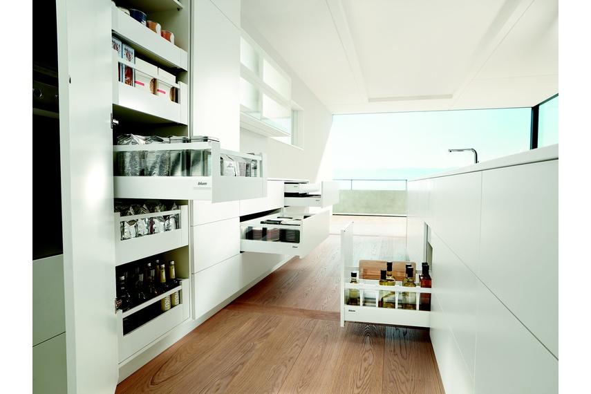 Tandembox intivo offers new, versatile design and differentiation opportunities for pull-outs.