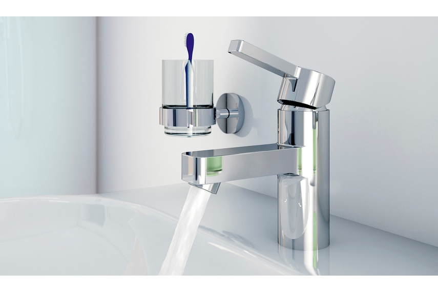 Lineare basin mixer.