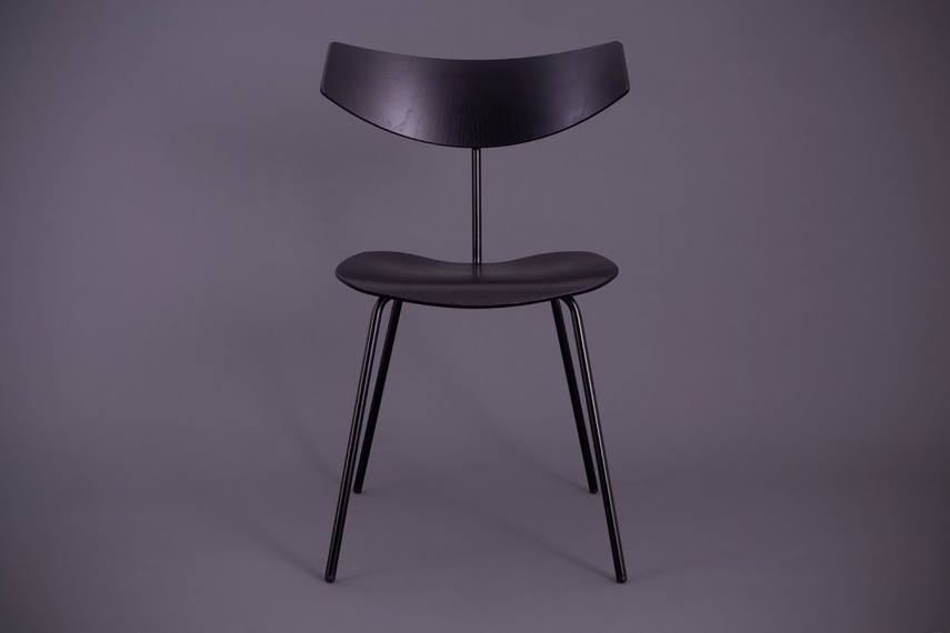 Éan chair in Black Ash