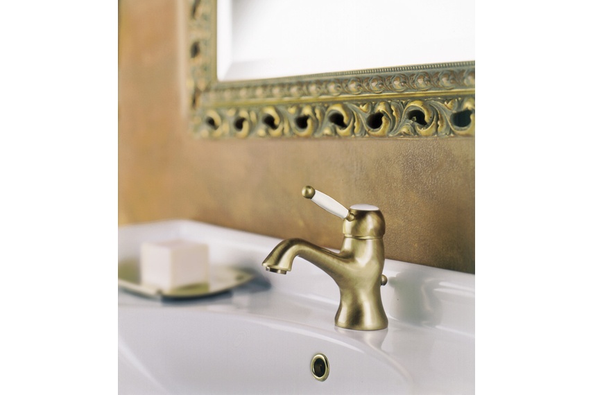 Stilmar basin mixer