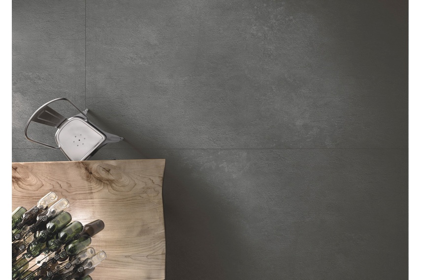 Reflects the cool, contemporary looks of concrete, basalt or steel.