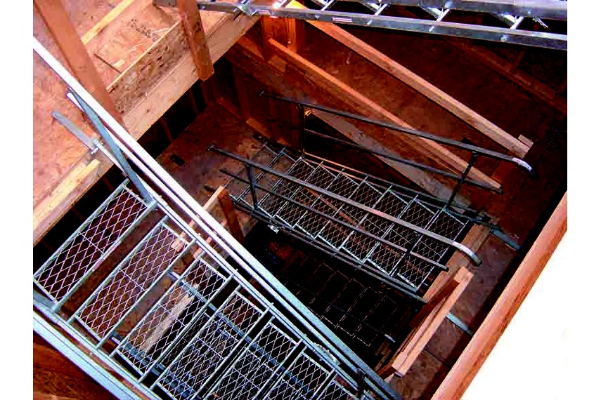 Combisafe Site Stairways are an alternative to ladders for temporary access on construction sites.