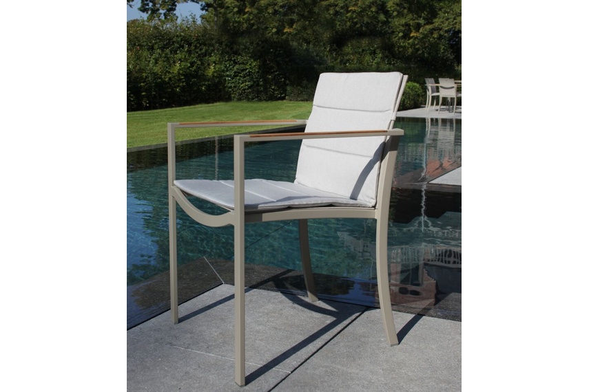 O-zon chair.