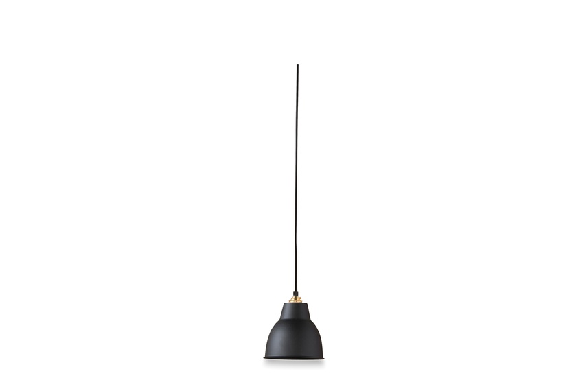 Courbe pendant in black.