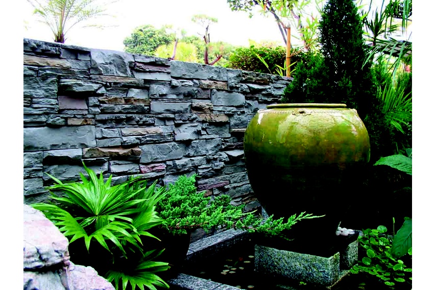 Craftstone has released an extensive range of high quality, lightweight, manufactured stone veneer.