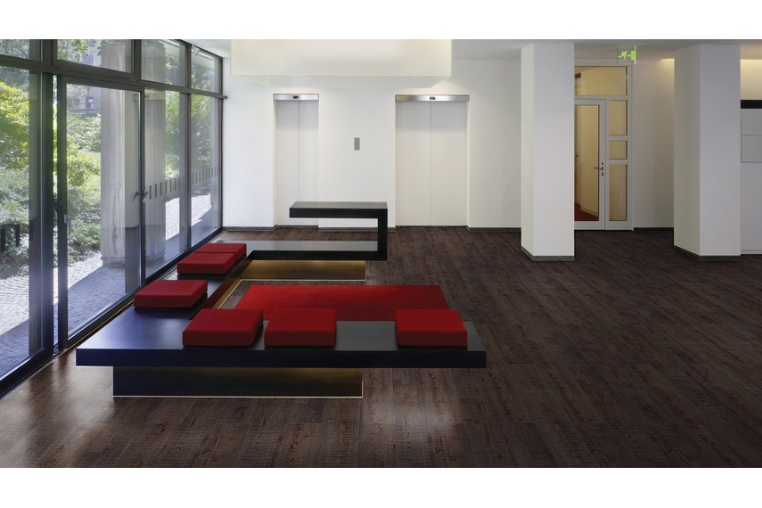 Expona Simplay design is a 5mm thick loose lay resilient vinyl flooring which has a raised non-skid grey backing.