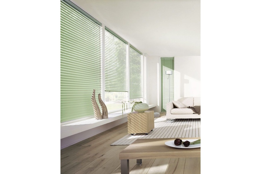 Choose a matte, gloss, satin, brushed, marble, Thermostop® or perforated slat material in range of attractive neutral colours.