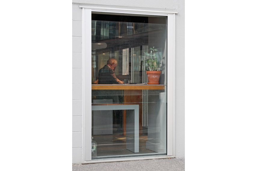 Shugg vertical sliding windows