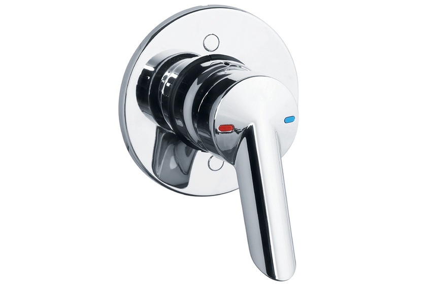 Ceraplus shower mixer.