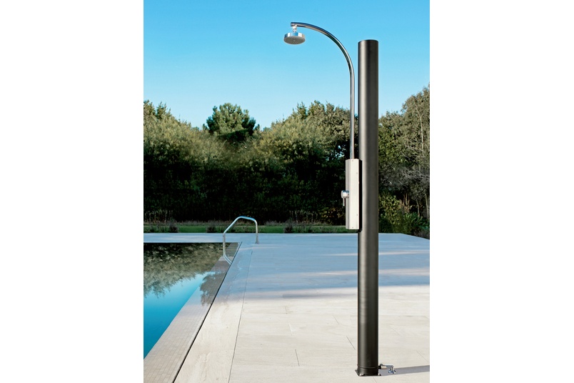 Fontealta Outdoor Showers By Plumbline Selector Fontealta Sunny Outdoor Solar Shower With 28 Litre Storage Tank